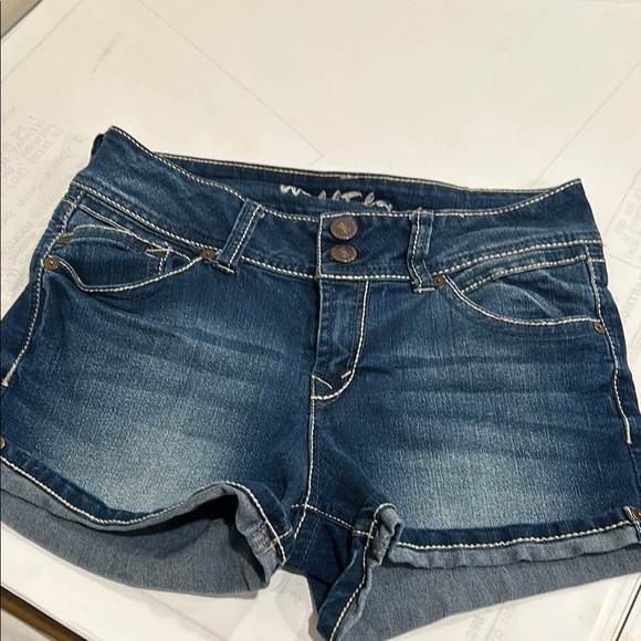 Wallflower Blue Jean Shorts with Classic Cuffed Hem - Picture 2 of 7